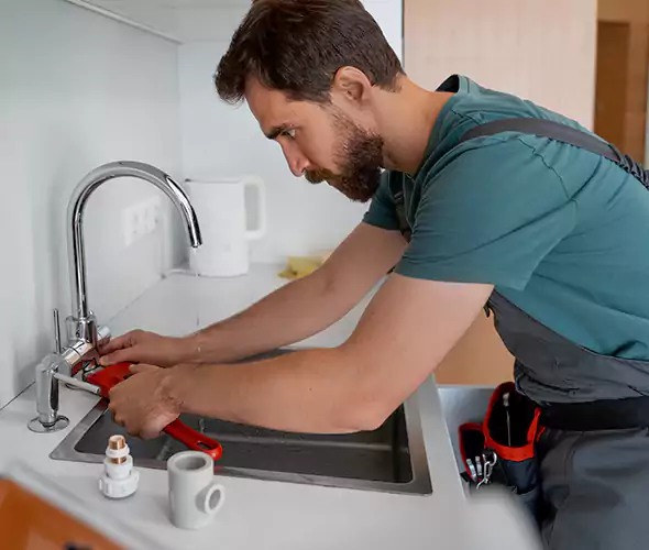 Professional Faucet Replacement Specialist in Hauppauge, NY: Schedule Affordable Faucet Replacement Services with Us